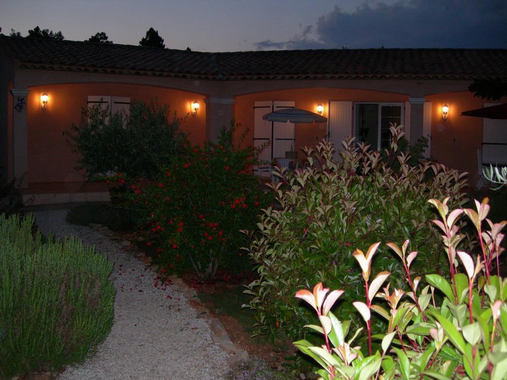 B&B Villa Les Tamaris Régusse Exterior foto
