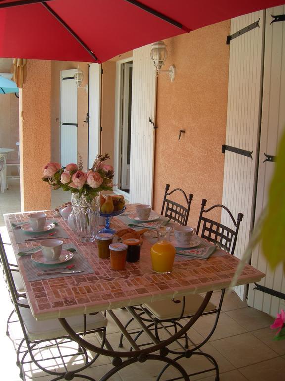 B&B Villa Les Tamaris Régusse Exterior foto