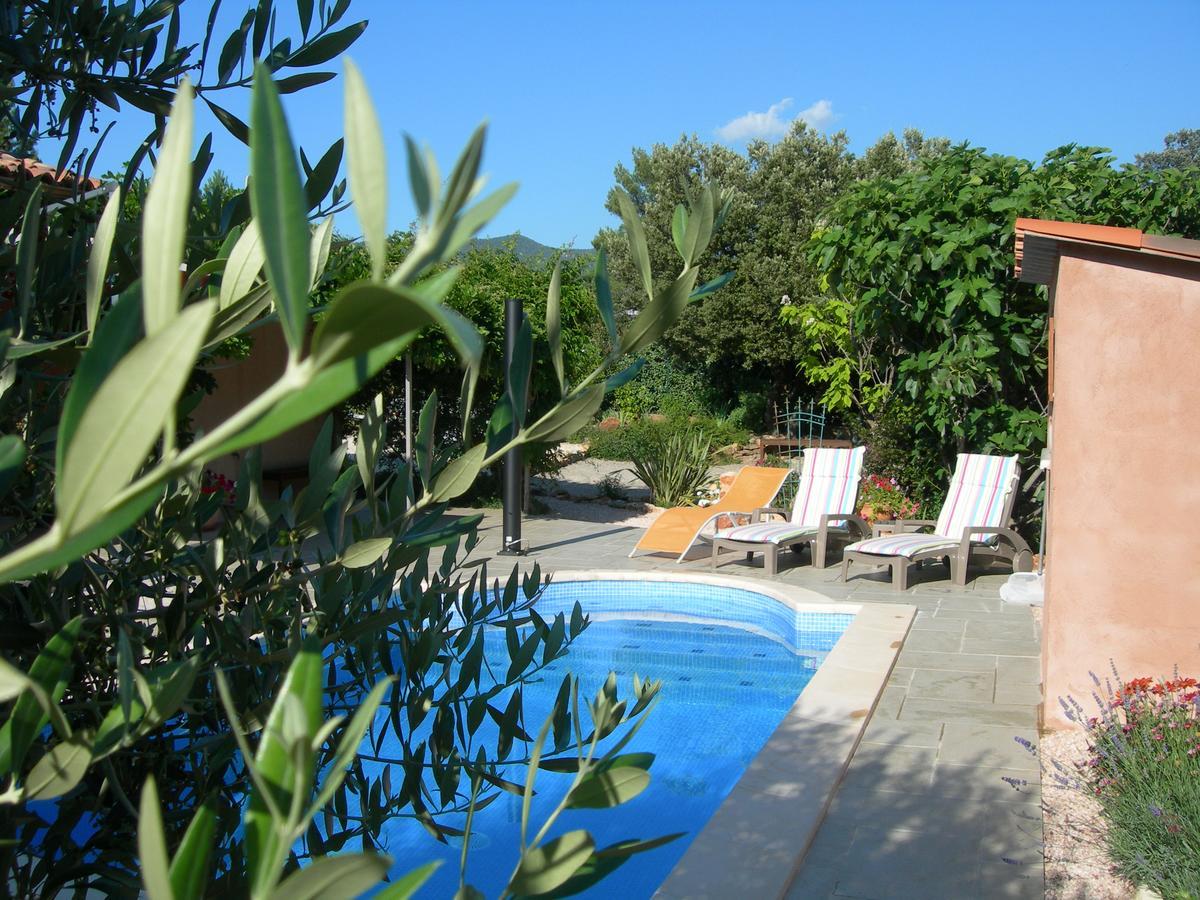 B&B Villa Les Tamaris Régusse Exterior foto